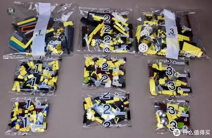 乐高10271菲亚特500的B模式,难道这就是传说中的买一送一? 乐高10271菲亚特500的B模式,难道这就是传说中的买一送一?