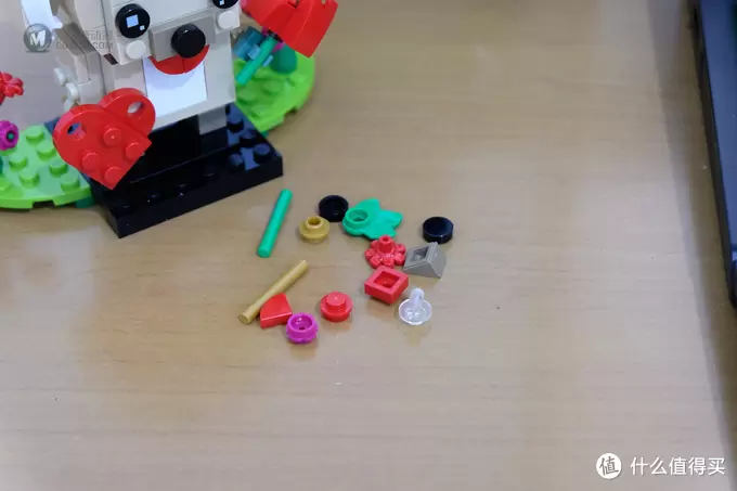 LEGO乐高 方头仔系列情人节小狗 入手体验 LEGO乐高 方头仔系列情人节小狗 入手体验