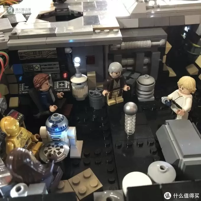 令人佩服的母子乐高积木MOC创作者,用超60000块乐高构建了不可思议的轨道城市街景 令人佩服的母子乐高积木MOC创作者,用超60000块乐高构建了不可思议的轨道城市街景