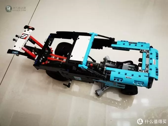 乐高坑 篇一:轮子比车子更有吸引力——乐高机械组 42050 直线加速赛车 乐高坑 篇一:轮子比车子更有吸引力——乐高机械组 42050 直线加速赛车
