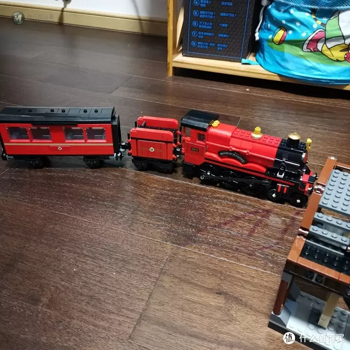 老杨的玩具仓库 篇十五:哈利波特系列 75955 霍格沃兹特快列车 老杨的玩具仓库 篇十五:哈利波特系列 75955 霍格沃兹特快列车