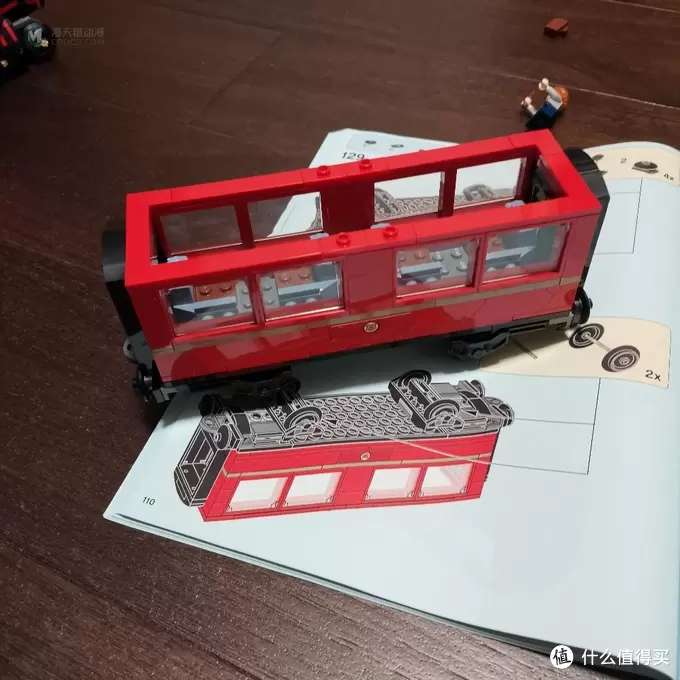 老杨的玩具仓库 篇十五:哈利波特系列 75955 霍格沃兹特快列车 老杨的玩具仓库 篇十五:哈利波特系列 75955 霍格沃兹特快列车