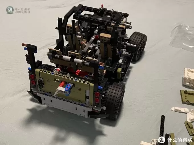 哪个男孩不想拥有一辆属于自己的路虎——乐高LEGO 42110科技系列 路虎卫士 评测 哪个男孩不想拥有一辆属于自己的路虎——乐高LEGO 42110科技系列 路虎卫士 评测