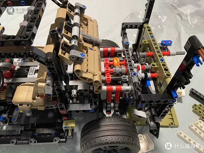 哪个男孩不想拥有一辆属于自己的路虎——乐高LEGO 42110科技系列 路虎卫士 评测 哪个男孩不想拥有一辆属于自己的路虎——乐高LEGO 42110科技系列 路虎卫士 评测