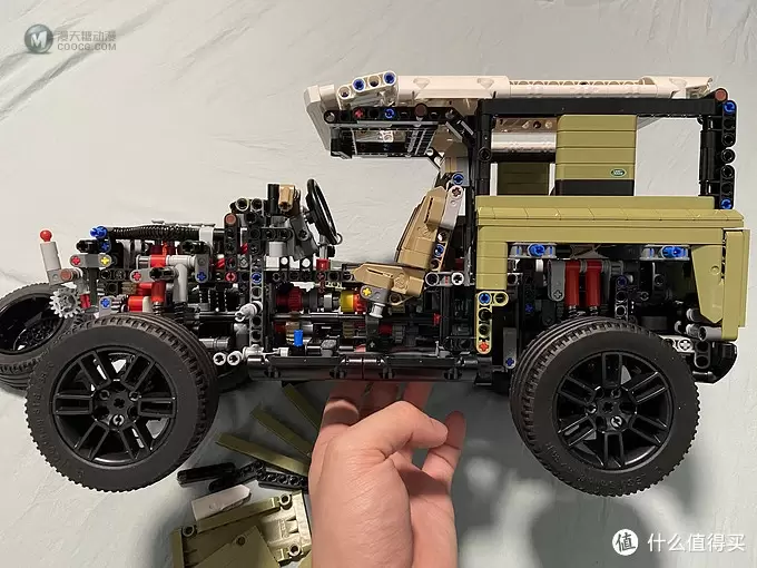 哪个男孩不想拥有一辆属于自己的路虎——乐高LEGO 42110科技系列 路虎卫士 评测 哪个男孩不想拥有一辆属于自己的路虎——乐高LEGO 42110科技系列 路虎卫士 评测