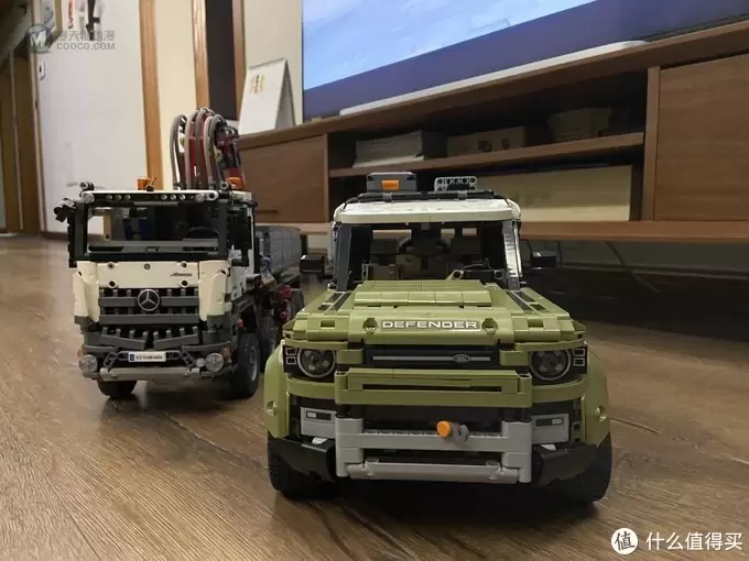 哪个男孩不想拥有一辆属于自己的路虎——乐高LEGO 42110科技系列 路虎卫士 评测 哪个男孩不想拥有一辆属于自己的路虎——乐高LEGO 42110科技系列 路虎卫士 评测