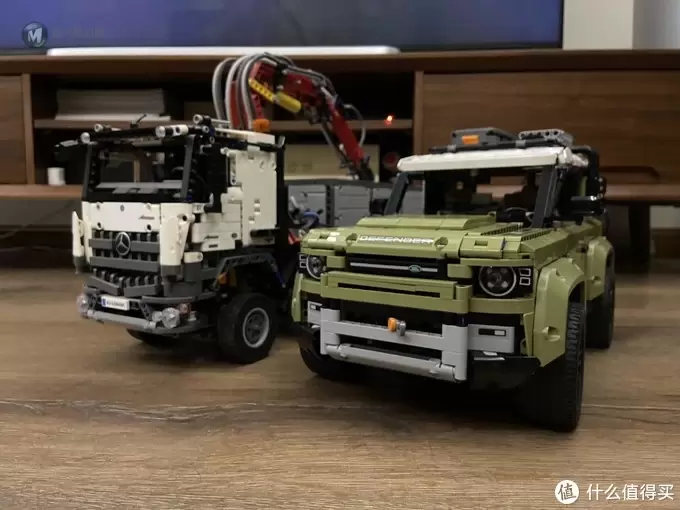 哪个男孩不想拥有一辆属于自己的路虎——乐高LEGO 42110科技系列 路虎卫士 评测 哪个男孩不想拥有一辆属于自己的路虎——乐高LEGO 42110科技系列 路虎卫士 评测