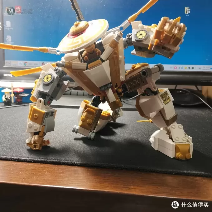 老杨的玩具仓库 篇十四:幻影忍者 71702 黄金机甲 老杨的玩具仓库 篇十四:幻影忍者 71702 黄金机甲