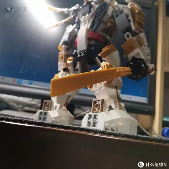 老杨的玩具仓库 篇十四:幻影忍者 71702 黄金机甲 老杨的玩具仓库 篇十四:幻影忍者 71702 黄金机甲