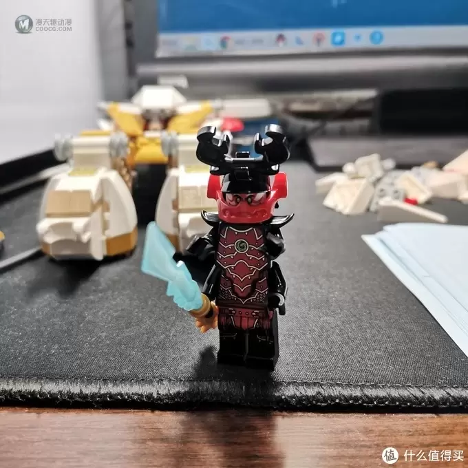 老杨的玩具仓库 篇十四:幻影忍者 71702 黄金机甲 老杨的玩具仓库 篇十四:幻影忍者 71702 黄金机甲