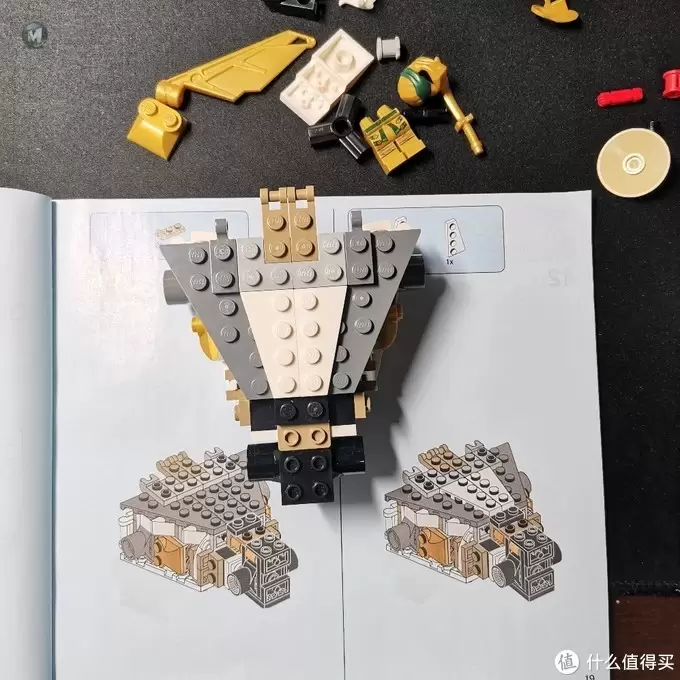 老杨的玩具仓库 篇十四:幻影忍者 71702 黄金机甲 老杨的玩具仓库 篇十四:幻影忍者 71702 黄金机甲