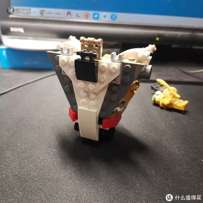 老杨的玩具仓库 篇十四:幻影忍者 71702 黄金机甲 老杨的玩具仓库 篇十四:幻影忍者 71702 黄金机甲