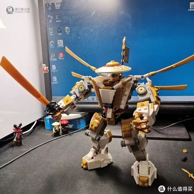 老杨的玩具仓库 篇十四:幻影忍者 71702 黄金机甲 老杨的玩具仓库 篇十四:幻影忍者 71702 黄金机甲