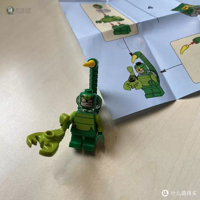 乐高这个大坑 篇六十八:LEGO超级英雄系列76071蜘蛛侠对战蝎子 乐高这个大坑 篇六十八:LEGO超级英雄系列76071蜘蛛侠对战蝎子