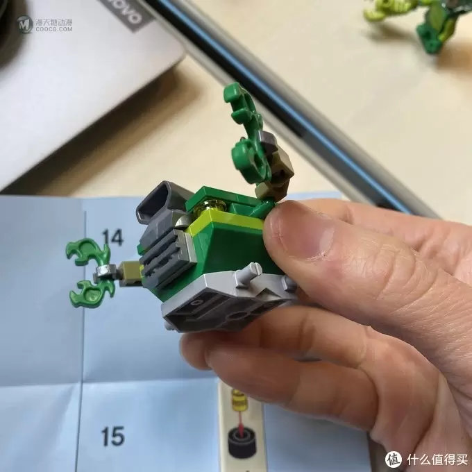 乐高这个大坑 篇六十八:LEGO超级英雄系列76071蜘蛛侠对战蝎子 乐高这个大坑 篇六十八:LEGO超级英雄系列76071蜘蛛侠对战蝎子