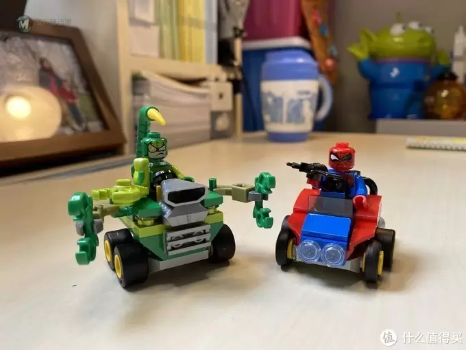 乐高这个大坑 篇六十八:LEGO超级英雄系列76071蜘蛛侠对战蝎子 乐高这个大坑 篇六十八:LEGO超级英雄系列76071蜘蛛侠对战蝎子