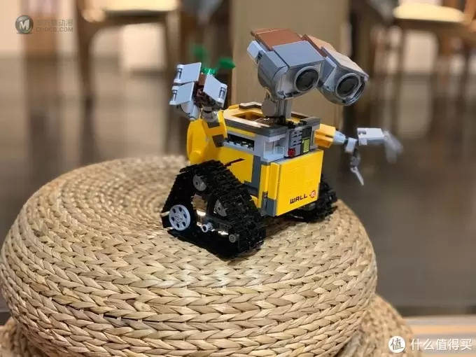 隔离期间,连压箱底的存货都不放过——LEGO 21303瓦力 隔离期间,连压箱底的存货都不放过——LEGO 21303瓦力