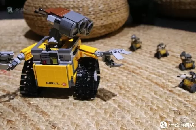 隔离期间,连压箱底的存货都不放过——LEGO 21303瓦力 隔离期间,连压箱底的存货都不放过——LEGO 21303瓦力