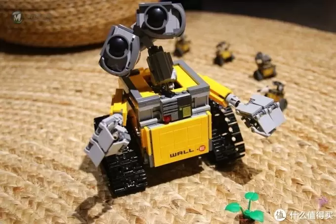 隔离期间,连压箱底的存货都不放过——LEGO 21303瓦力 隔离期间,连压箱底的存货都不放过——LEGO 21303瓦力