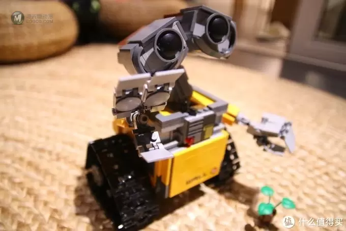 隔离期间,连压箱底的存货都不放过——LEGO 21303瓦力 隔离期间,连压箱底的存货都不放过——LEGO 21303瓦力