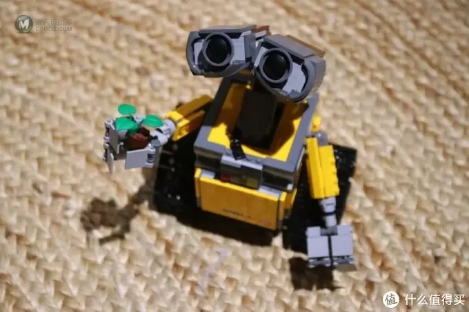 隔离期间,连压箱底的存货都不放过——LEGO 21303瓦力 隔离期间,连压箱底的存货都不放过——LEGO 21303瓦力