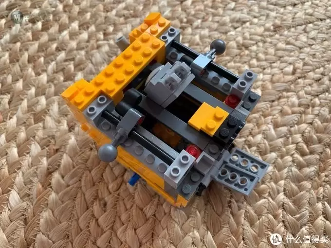 隔离期间,连压箱底的存货都不放过——LEGO 21303瓦力 隔离期间,连压箱底的存货都不放过——LEGO 21303瓦力