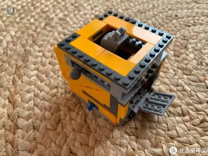 隔离期间,连压箱底的存货都不放过——LEGO 21303瓦力 隔离期间,连压箱底的存货都不放过——LEGO 21303瓦力