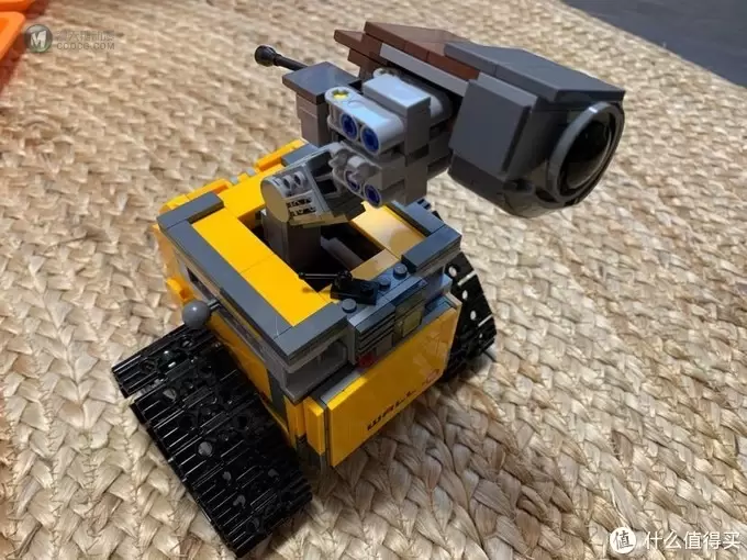 隔离期间,连压箱底的存货都不放过——LEGO 21303瓦力 隔离期间,连压箱底的存货都不放过——LEGO 21303瓦力
