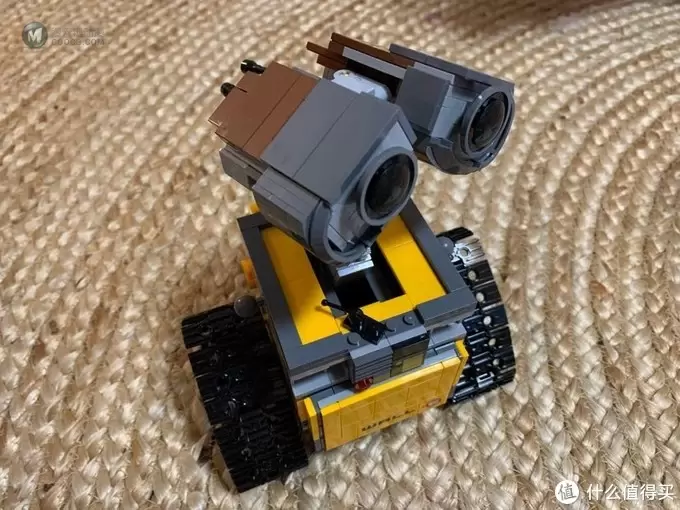 隔离期间,连压箱底的存货都不放过——LEGO 21303瓦力 隔离期间,连压箱底的存货都不放过——LEGO 21303瓦力
