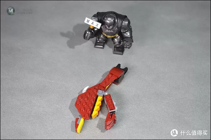 MOC 篇十一:乐高积木31073(神秘怪兽-套内改二变机器人) MOC 篇十一:乐高积木31073(神秘怪兽-套内改二变机器人)