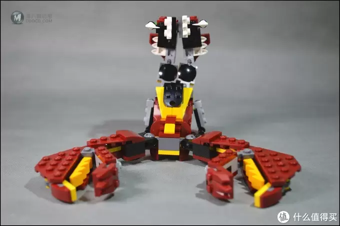 MOC 篇十一:乐高积木31073(神秘怪兽-套内改二变机器人) MOC 篇十一:乐高积木31073(神秘怪兽-套内改二变机器人)