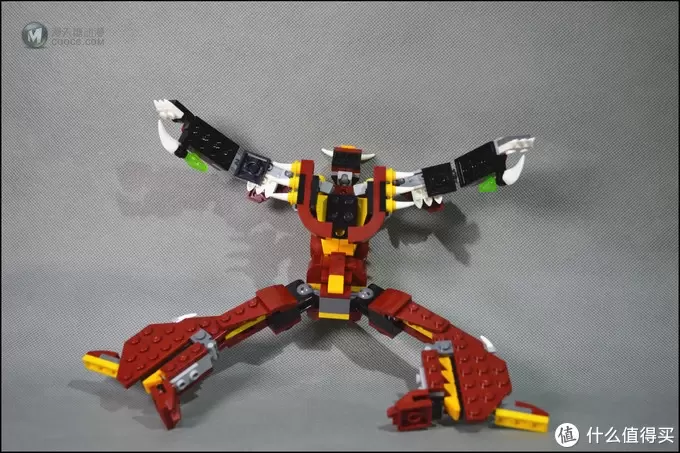 MOC 篇十一:乐高积木31073(神秘怪兽-套内改二变机器人) MOC 篇十一:乐高积木31073(神秘怪兽-套内改二变机器人)