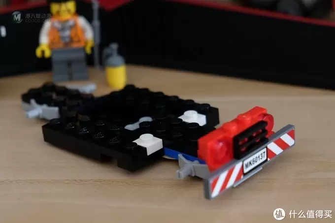 乐高手记 篇三十九:宅在家中无从乐,不如拆盒乐高做——LEGO 乐高60137 拖车追逐 乐高手记 篇三十九:宅在家中无从乐,不如拆盒乐高做——LEGO 乐高60137 拖车追逐
