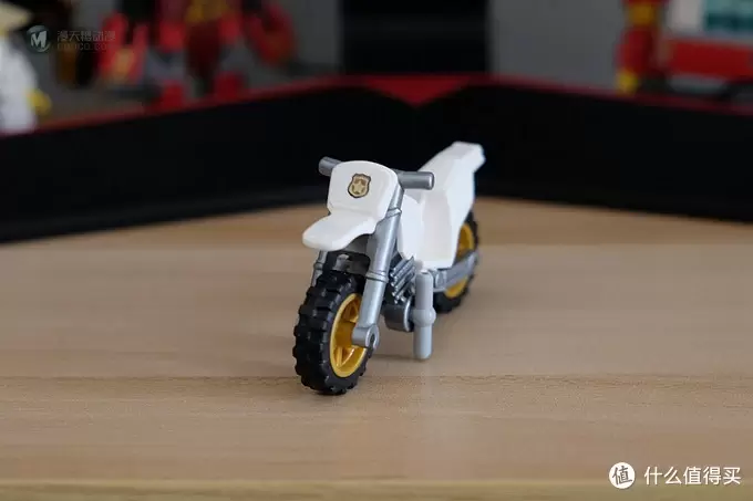 乐高手记 篇三十九:宅在家中无从乐,不如拆盒乐高做——LEGO 乐高60137 拖车追逐 乐高手记 篇三十九:宅在家中无从乐,不如拆盒乐高做——LEGO 乐高60137 拖车追逐