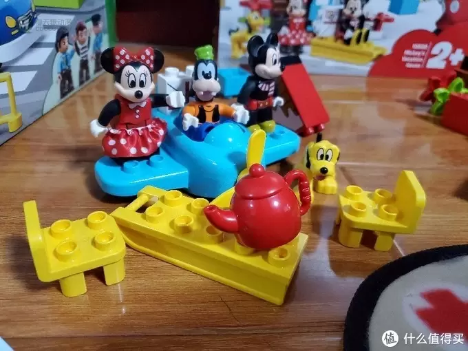 疫情期间只能在家陪孩子玩乐高积木 疫情期间只能在家陪孩子玩乐高积木