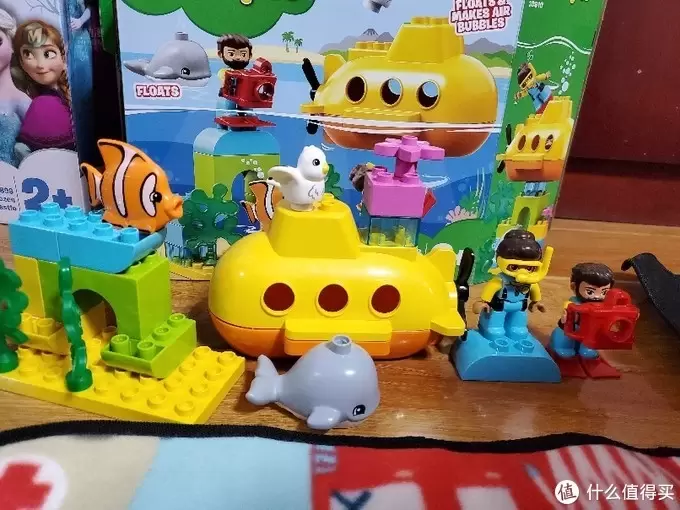疫情期间只能在家陪孩子玩乐高积木 疫情期间只能在家陪孩子玩乐高积木