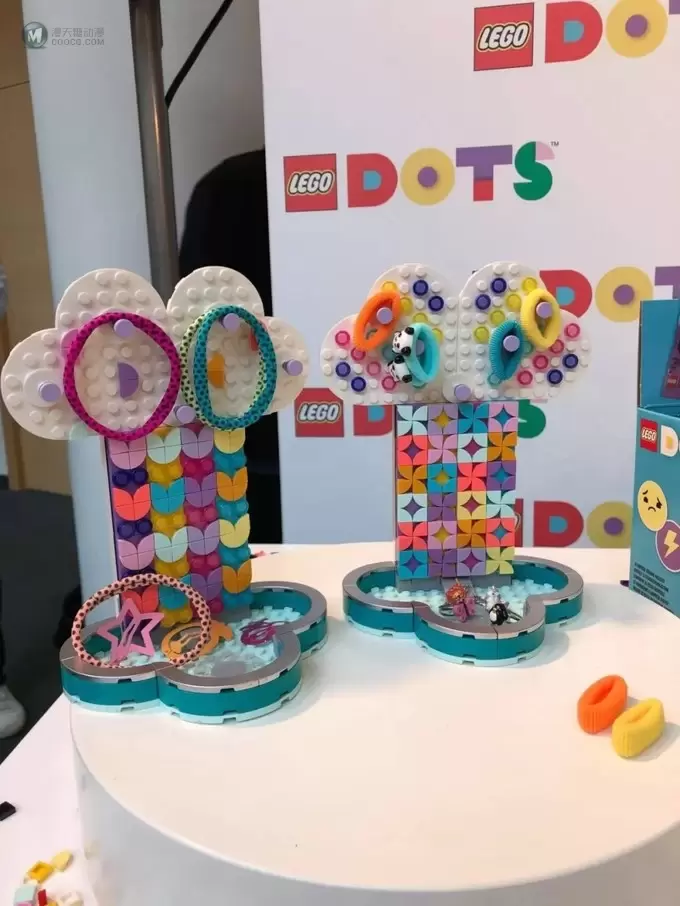 让女孩子们心动的乐高首饰,乐高发布全新系列DOTS! 让女孩子们心动的乐高首饰,乐高发布全新系列DOTS!