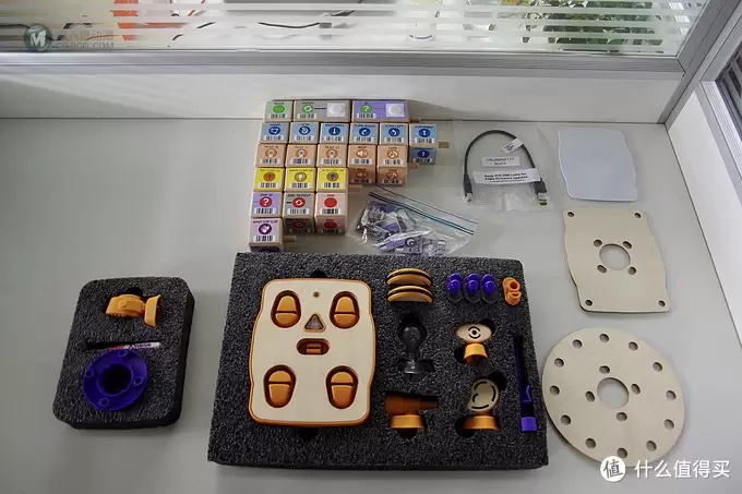 我又搞了一个奇怪的编程玩具:KIBO 21 Kit 上手试玩 我又搞了一个奇怪的编程玩具:KIBO 21 Kit 上手试玩