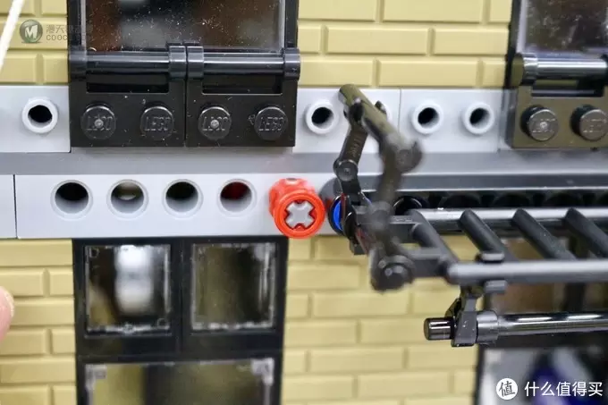 神仙打架—乐高漫威超英系列至圣所对决(LEGO76108) 神仙打架—乐高漫威超英系列至圣所对决(LEGO76108)