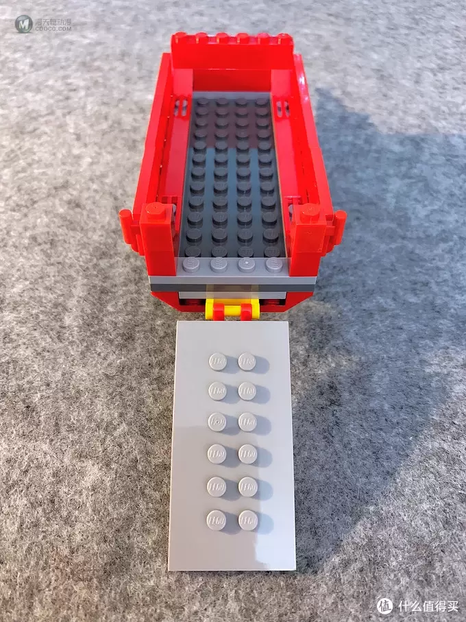 LEGO 乐高 7634 拖拉机和7684 养猪场和拖拉机 LEGO 乐高 7634 拖拉机和7684 养猪场和拖拉机