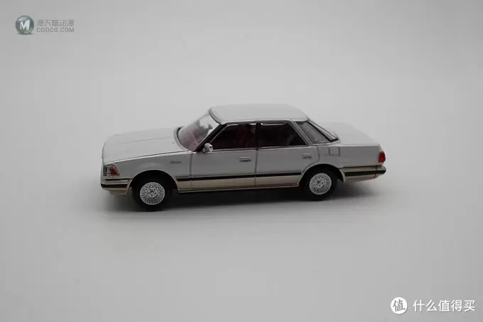 TOMICA 多美卡 TLV 丰田皇冠 Toyota Crown Royal 开箱晒单 TOMICA 多美卡 TLV 丰田皇冠 Toyota Crown Royal 开箱晒单