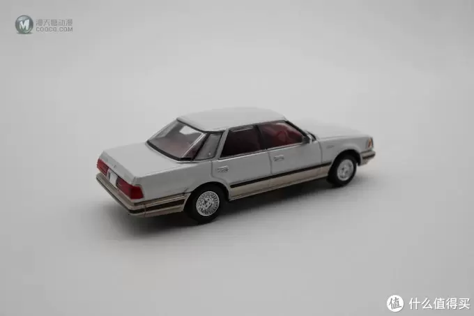 TOMICA 多美卡 TLV 丰田皇冠 Toyota Crown Royal 开箱晒单 TOMICA 多美卡 TLV 丰田皇冠 Toyota Crown Royal 开箱晒单