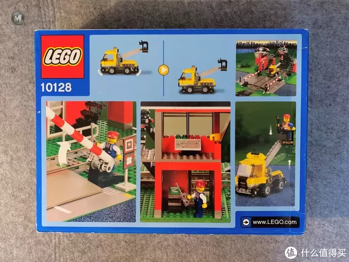 LEGO 10128 火车平交道口 LEGO 10128 火车平交道口