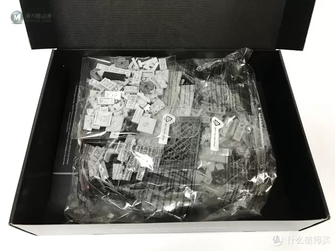 来自大妈的礼物:LEGO 乐高 拼拼乐 篇193: 建筑系列 21019 埃菲尔铁塔 来自大妈的礼物:LEGO 乐高 拼拼乐 篇193: 建筑系列 21019 埃菲尔铁塔