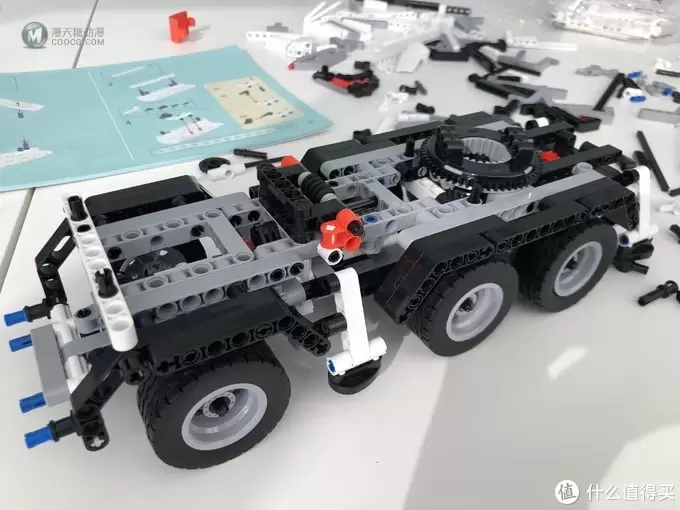 非乐高拼搭玩具初体验—米兔积木工程吊车 非乐高拼搭玩具初体验—米兔积木工程吊车