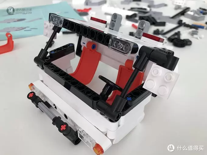 非乐高拼搭玩具初体验—米兔积木工程吊车 非乐高拼搭玩具初体验—米兔积木工程吊车
