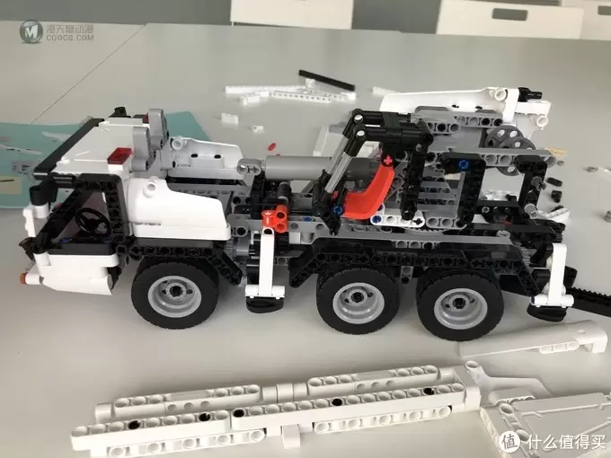 非乐高拼搭玩具初体验—米兔积木工程吊车 非乐高拼搭玩具初体验—米兔积木工程吊车