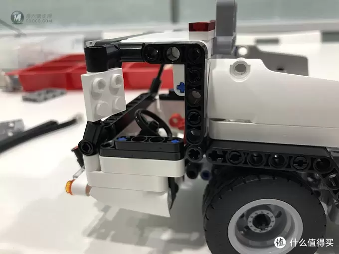 非乐高拼搭玩具初体验—米兔积木工程吊车 非乐高拼搭玩具初体验—米兔积木工程吊车