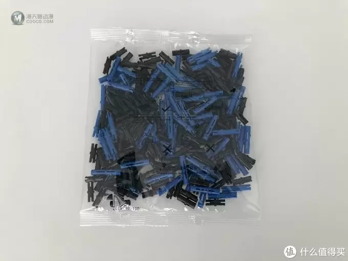 非乐高拼搭玩具初体验—米兔积木工程吊车 非乐高拼搭玩具初体验—米兔积木工程吊车