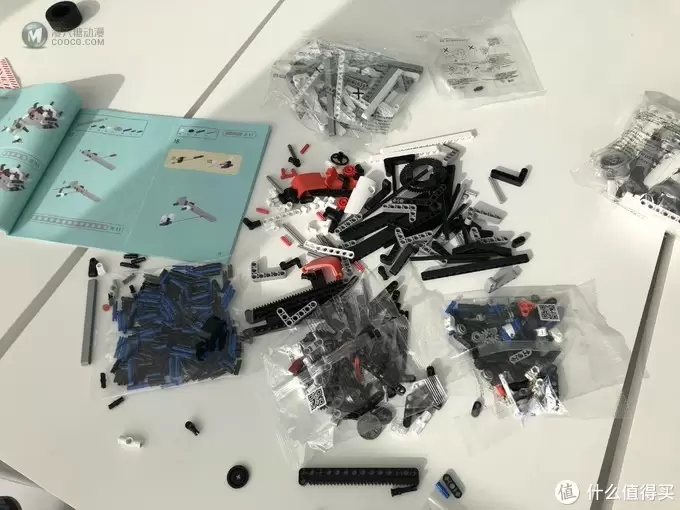 非乐高拼搭玩具初体验—米兔积木工程吊车 非乐高拼搭玩具初体验—米兔积木工程吊车
